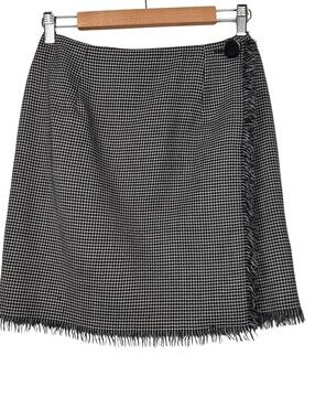 KGR 100% Wool Made In USA Black And White Houndstooth Wrap Skiirt Size 8